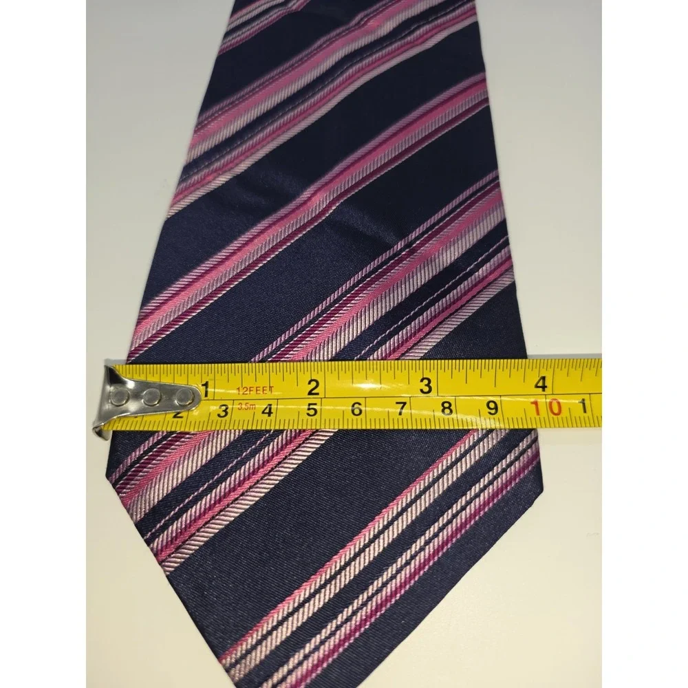VTG Banana Republic Mens 100% Silk Necktie Striped Navy Blue Pink 58